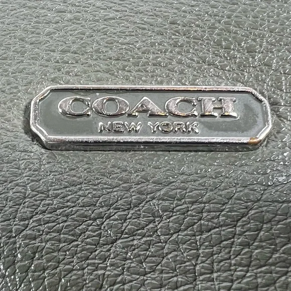 4019: Coach Olive Green Pebbled Leather Drawstring Backpack - Picture 9 of 13